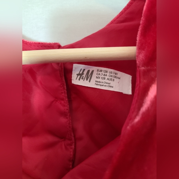 H&M kids red dress- Size 7/8 - Picture 2 of 3